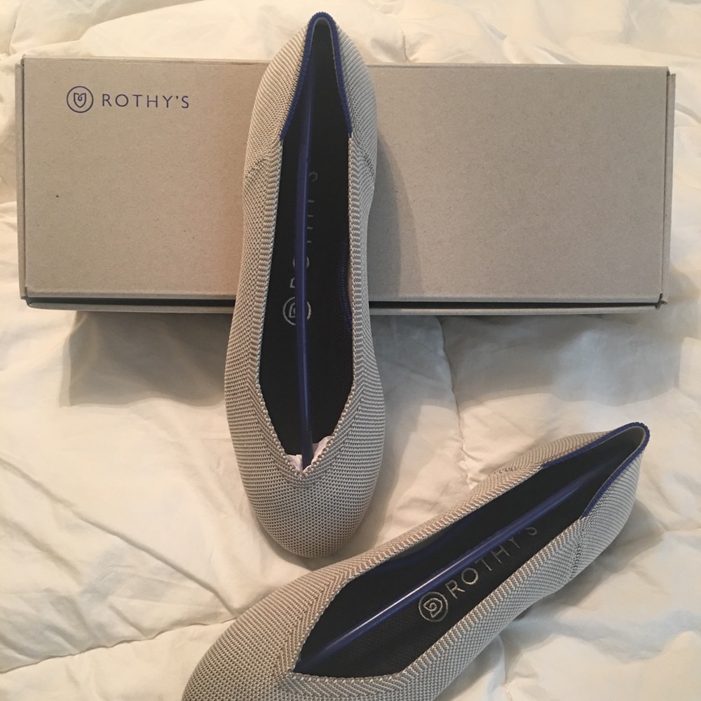 New in Box - Rothys Flax Birdseye Sz 8.5